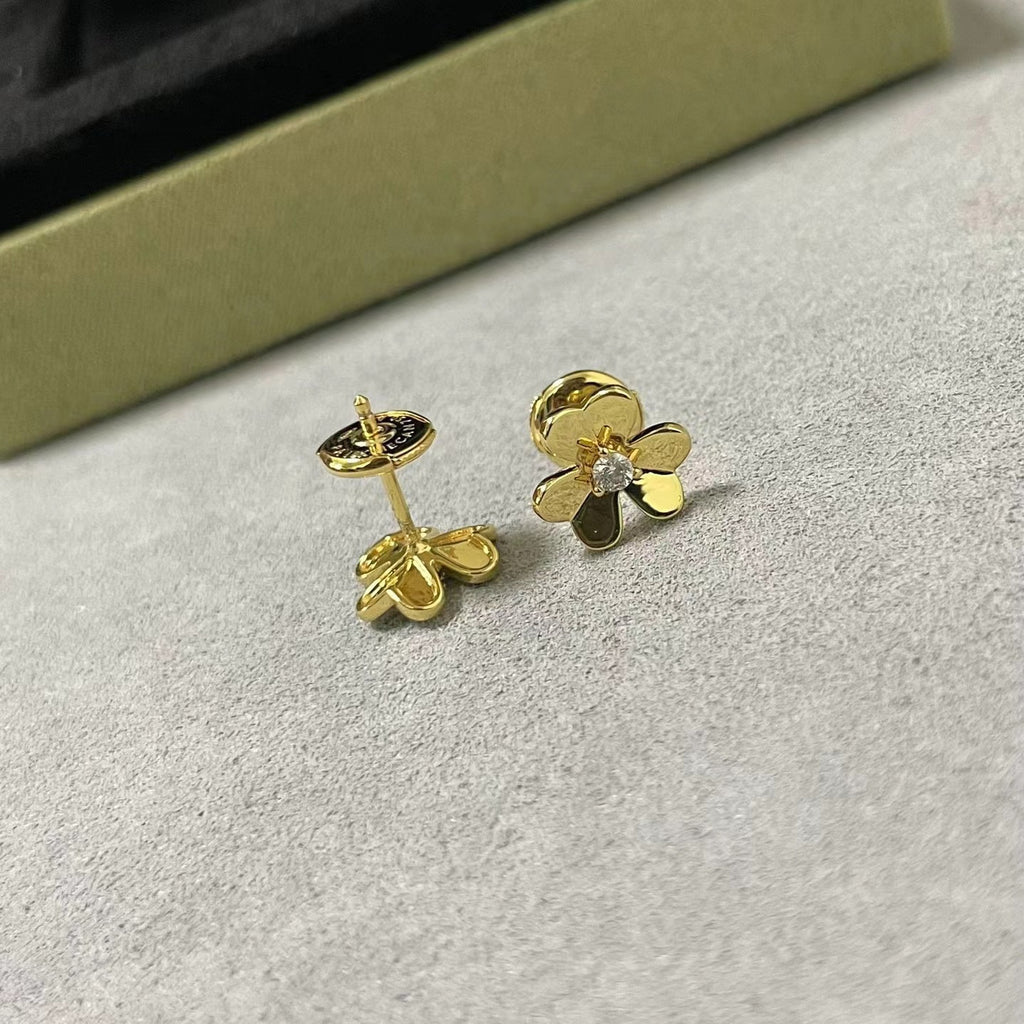 Lucky Clover Diamond Necklace