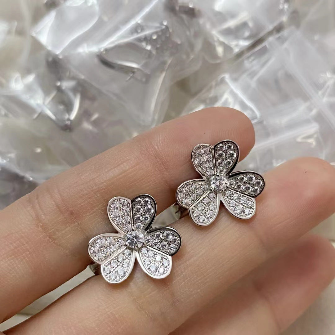 Lucky Clover Diamond Necklace